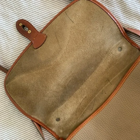 Dooney & Bourke Vintage Leather Messenger Crossbody - Picture 3 of 6
